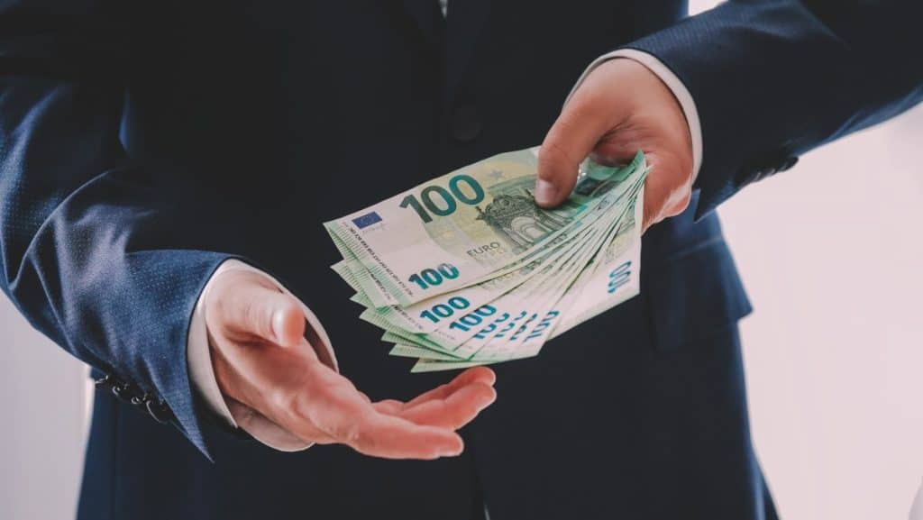 Vraćanje duga na rate: kako pametno rasporediti otplatu Vraćanje duga na rate: kako pametno rasporediti otplatu